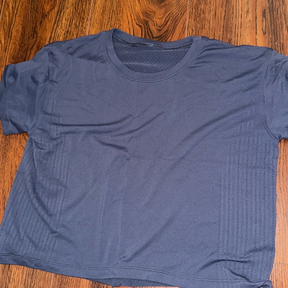 Lululemon Breathable Top